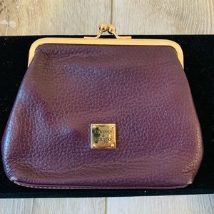 DOONEY & BURKE PURPLE LEATHER CARD WALLET